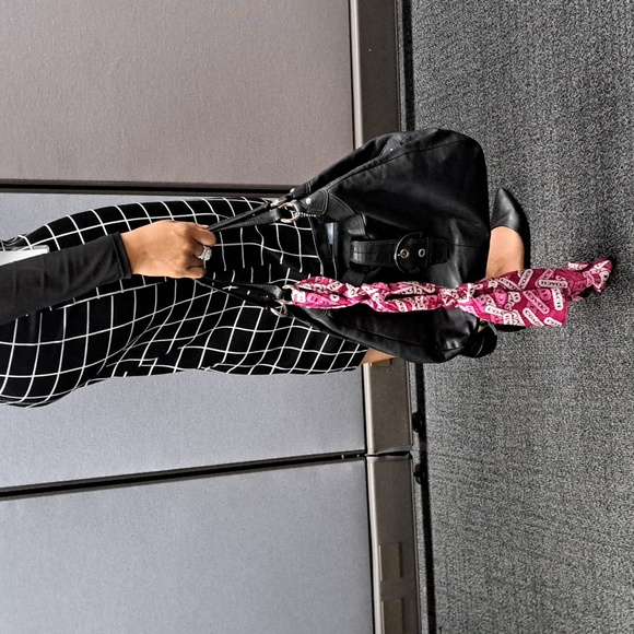 Coach Soho Lynn Hobo Shoulder Bag Y2k - Picture 3 of 16